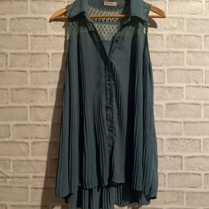 Blu pepper women’s blouse size small green ww